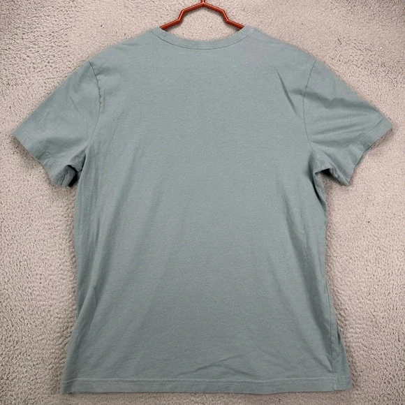 Life Is Good Men Fishing T-Shirt Large Gray Fish Print Crewneck Short Sleeve Tee